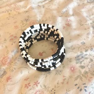 Black and white beaded bracelet